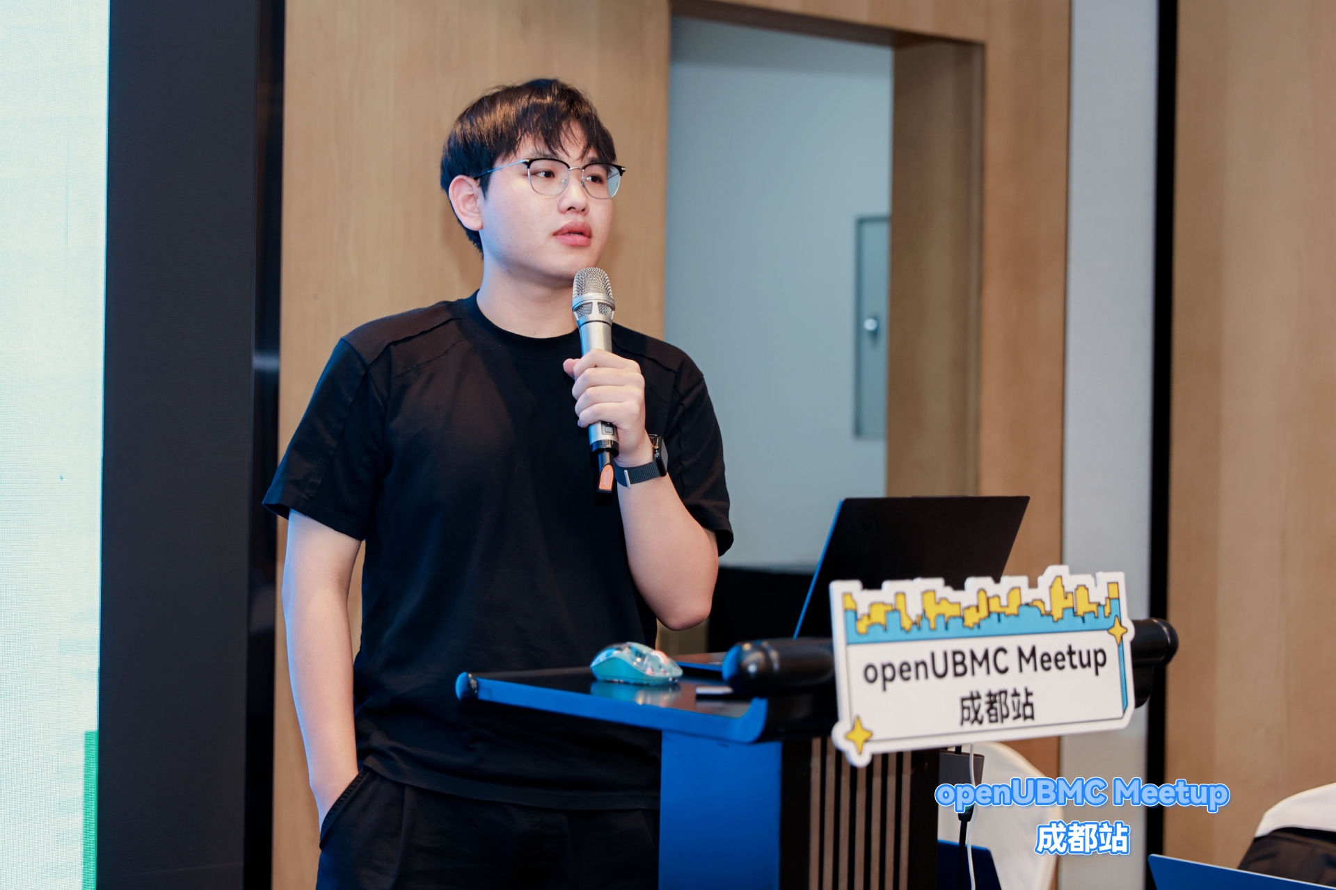 软通华方 BMC 研发工程师 李庆华 alt text